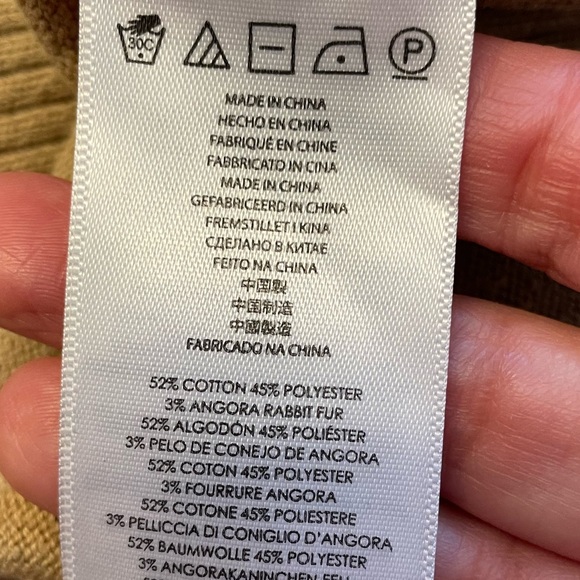 Michael Kors Tan Fringe Cowl Neck Sweater size Large PtP 21” - Picture 8 of 8